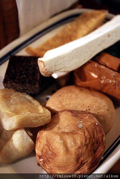 大直‧古式台味有間客棧燒肉吃到飽