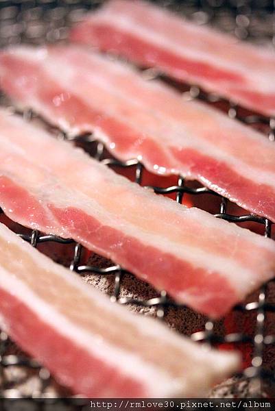 大直‧古式台味有間客棧燒肉吃到飽