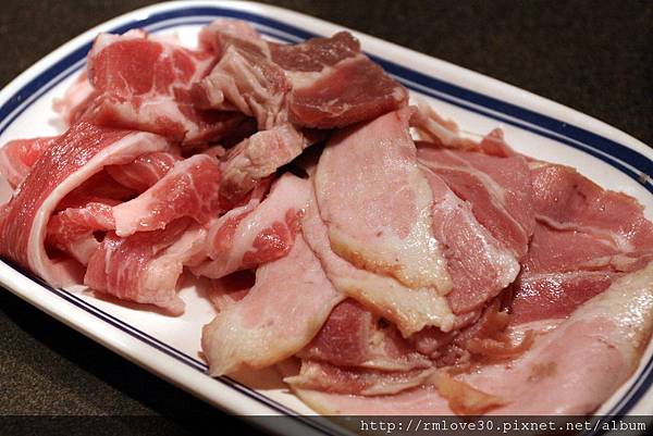 大直‧古式台味有間客棧燒肉吃到飽