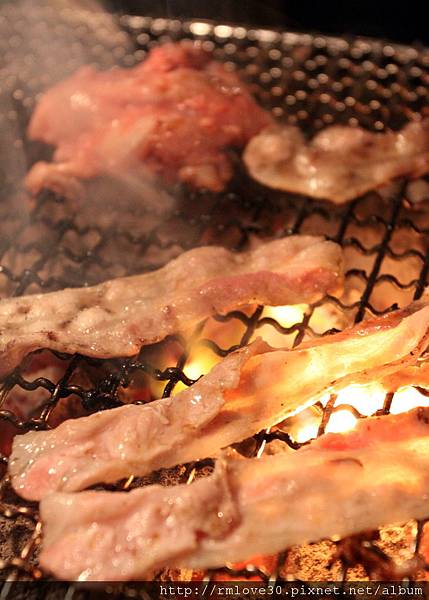 大直‧古式台味有間客棧燒肉吃到飽