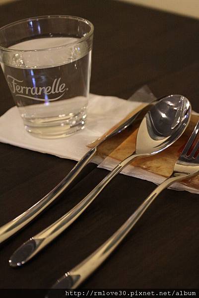 東區‧創意台義料理豬跳舞小餐館