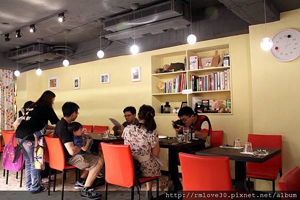 東區‧創意台義料理豬跳舞小餐館