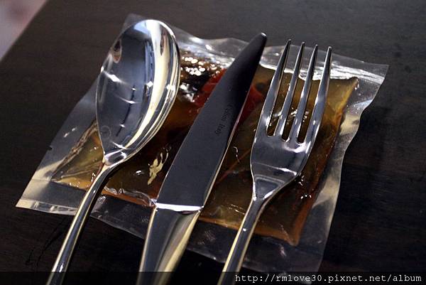 東區‧創意台義料理豬跳舞小餐館