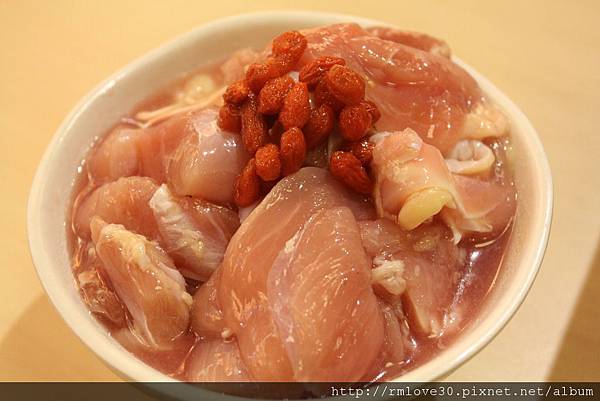 忠孝東路‧三訪麻辣一村仍有進步