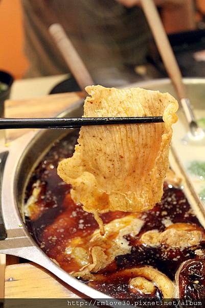 忠孝東路‧三訪麻辣一村仍有進步