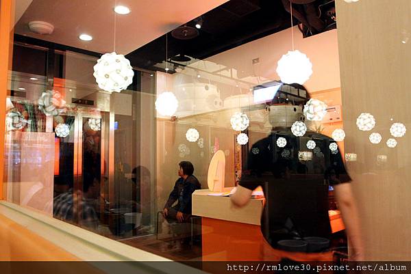 忠孝東路‧三訪麻辣一村仍有進步