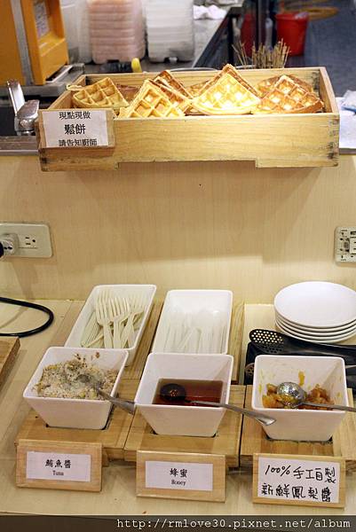 忠孝東路‧三訪麻辣一村仍有進步