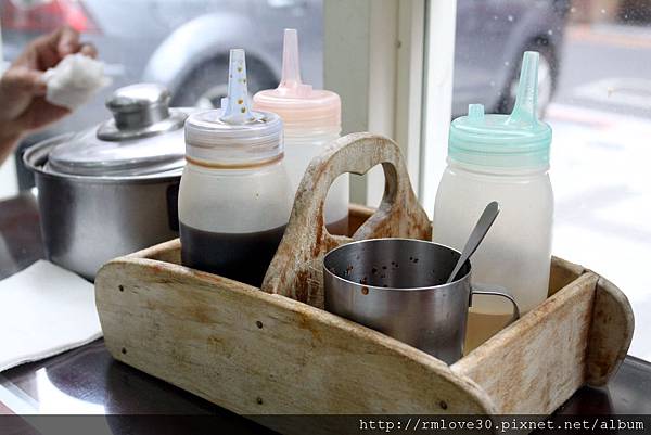 光復南路‧24小時江家黃牛肉麵