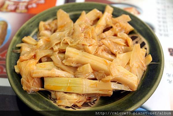 光復南路‧24小時江家黃牛肉麵