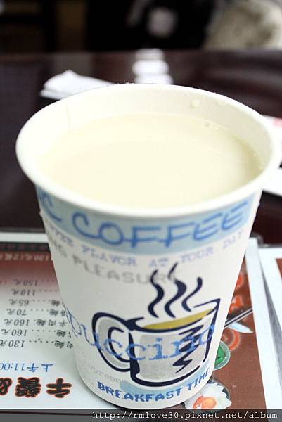 光復南路‧24小時江家黃牛肉麵