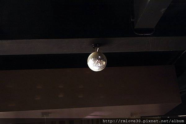 文德路‧DJ時尚電音辣中間麻辣鴛鴦