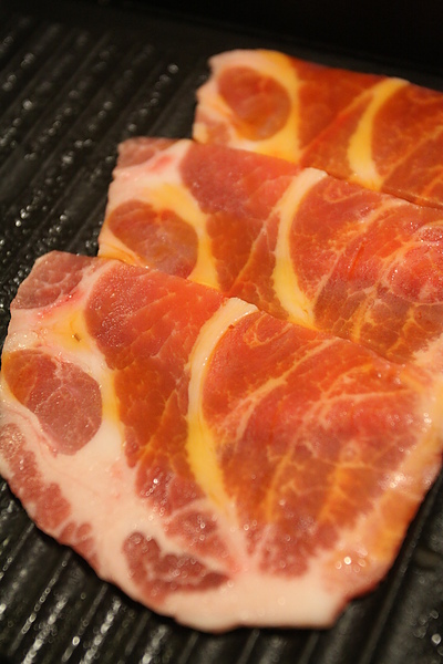 台北南京東路‧初訪九斤二無煙燒烤