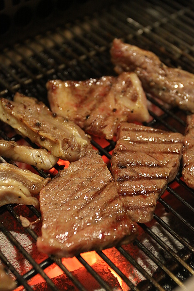 台北南京東路‧初訪九斤二無煙燒烤