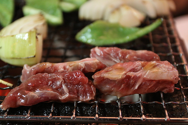 台北內湖路‧嗆燒日式燒肉吃到飽