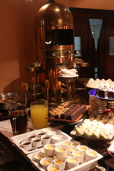 仁愛路‧沾美優質自助餐