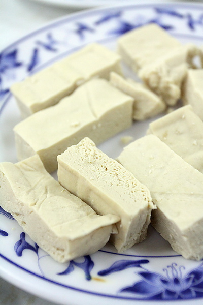 台北和平東路‧台電勵進酸菜白肉鍋