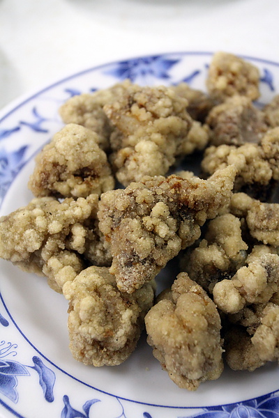 台北和平東路‧台電勵進酸菜白肉鍋