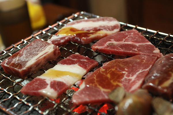 台北內湖路‧嗆燒日式燒肉吃到飽