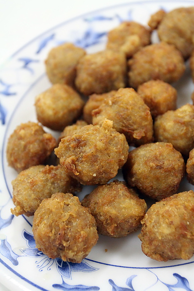 台北和平東路‧台電勵進酸菜白肉鍋