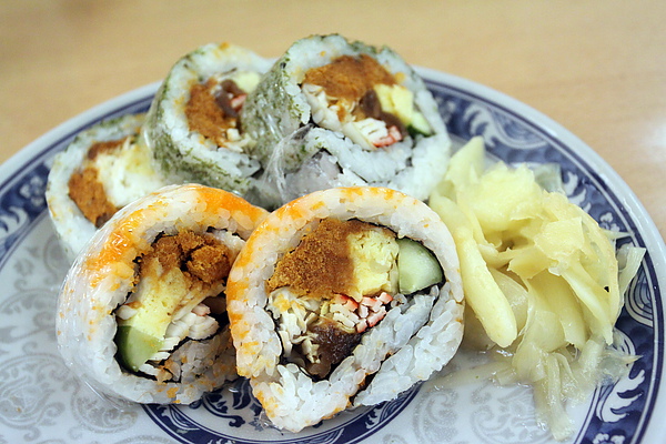 興南夜市‧C/P值極高的祥壽司