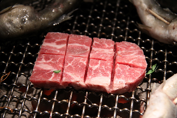 台北西區‧燒匠火烤吃到飽