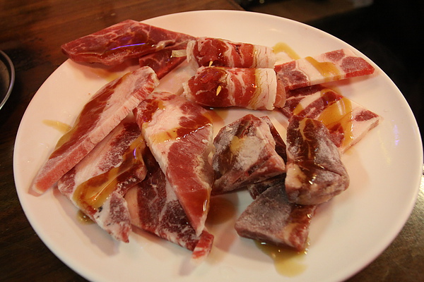 台北內湖路‧嗆燒日式燒肉吃到飽