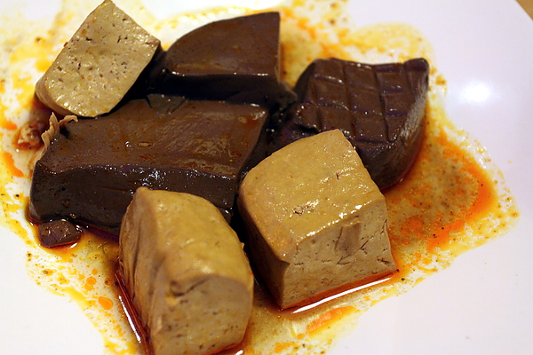 台北內湖路‧濃醇小蒙牛麻辣養身鍋