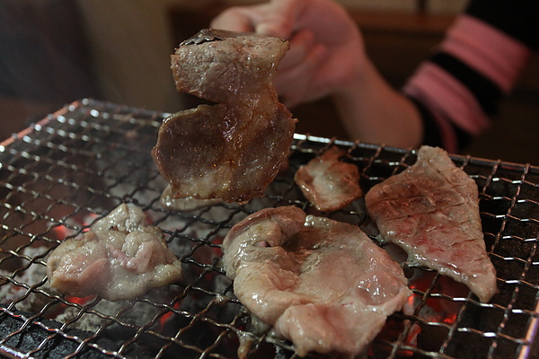 台北內湖路‧嗆燒日式燒肉吃到飽