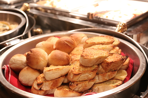 仁愛路‧沾美優質自助餐