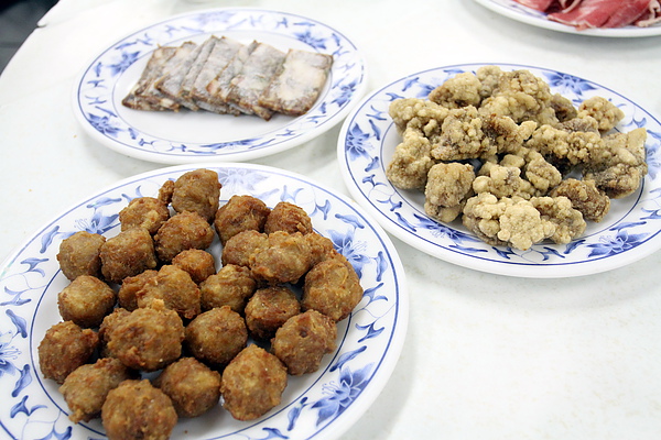 台北和平東路‧台電勵進酸菜白肉鍋