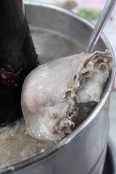 台北和平東路‧台電勵進酸菜白肉鍋