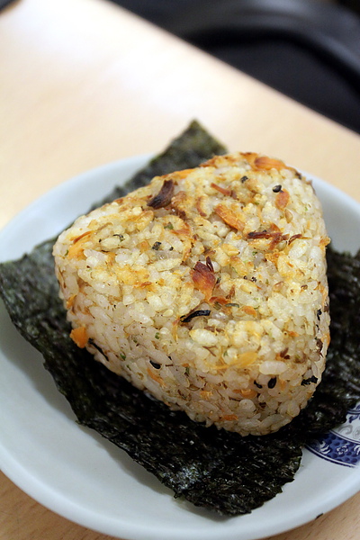 興南夜市‧C/P值極高的祥壽司