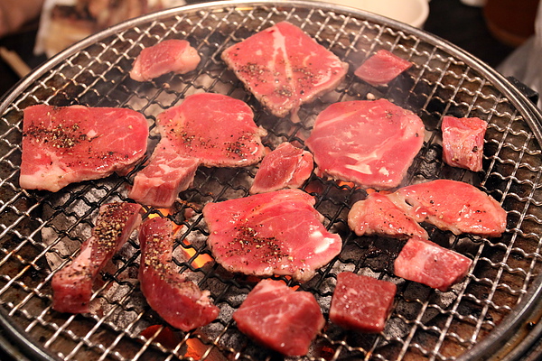 艋舺大道‧出一張嘴宵夜吃到飽