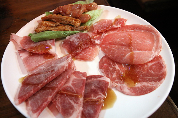 台北內湖路‧嗆燒日式燒肉吃到飽