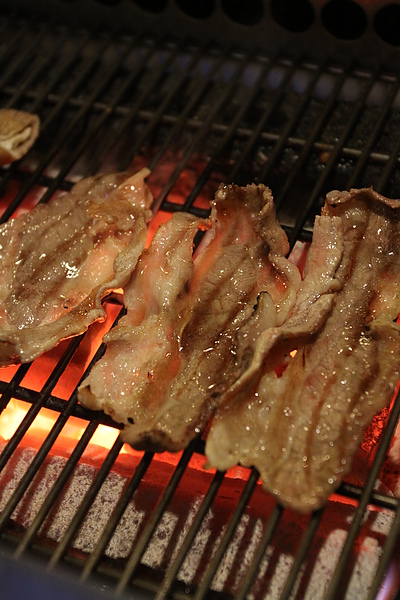 台北南京東路‧初訪九斤二無煙燒烤