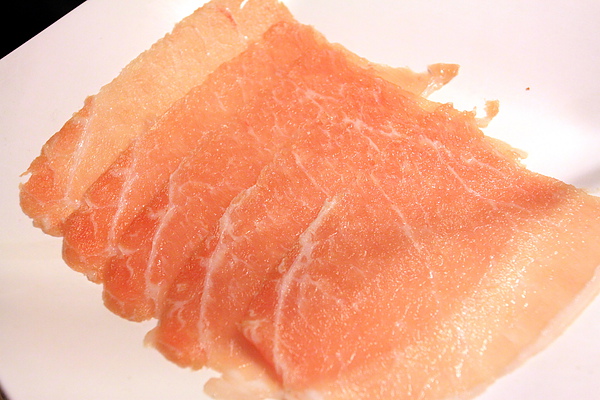 台北內湖路‧濃醇小蒙牛麻辣養身鍋