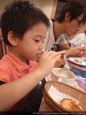 R1020705.JPG R1020705.JPG