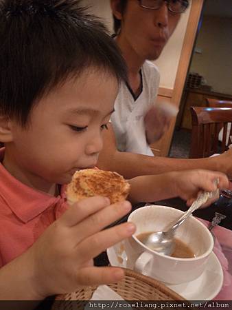 R1020706.JPG R1020706.JPG