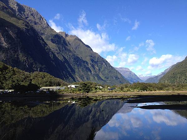 米佛峽灣the head of milford sound
