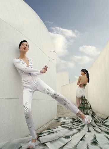 羽毛球婚纱.jpg 羽毛球婚纱.jpg