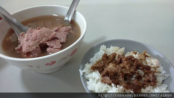 台南 康樂街牛肉湯