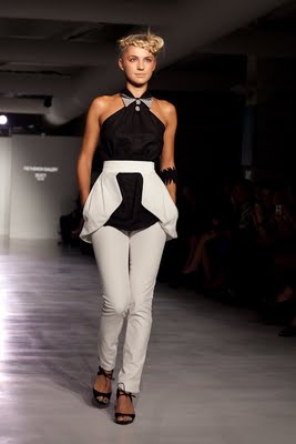 Leanne+Marshall+Spring+2010+Collection+5.jpg Leanne+Marshall+Spring+2010+Collection+5.jpg