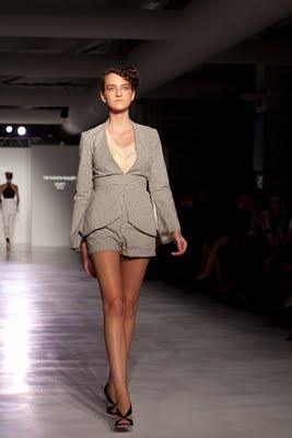 Leanne+Marshall+Spring+2010+Collection+7.jpg Leanne+Marshall+Spring+2010+Collection+7.jpg