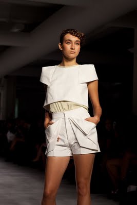 Leanne+Marshall+Spring+2010+Collection+30.jpg Leanne+Marshall+Spring+2010+Collection+30.jpg