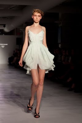 Leanne+Marshall+Spring+2010+Collection+41.jpg Leanne+Marshall+Spring+2010+Collection+41.jpg