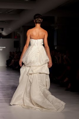 Leanne+Marshall+Spring+2010+Collection+50.jpg Leanne+Marshall+Spring+2010+Collection+50.jpg