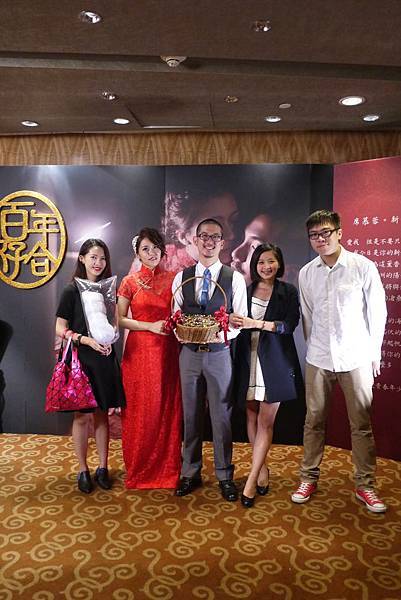 1529886_713802428630769_1165060051_o