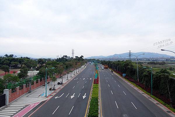 2014-12-13-板橋-07-天橋望遠