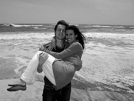 24453_101916129986880_400109551_n