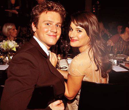 734110_101912679987225_585117141_n